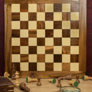 Handcrafted Tournament Size Wooden Chess Board With German Knight Wooden Pieces